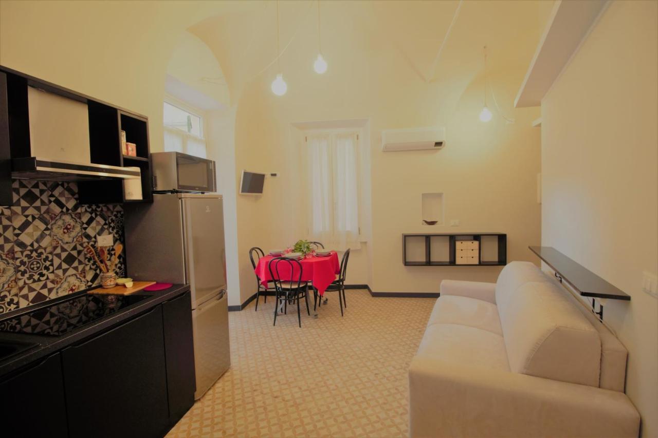 Il Geranio Apartment ฟีนาเลลีกูเร ภายนอก รูปภาพ