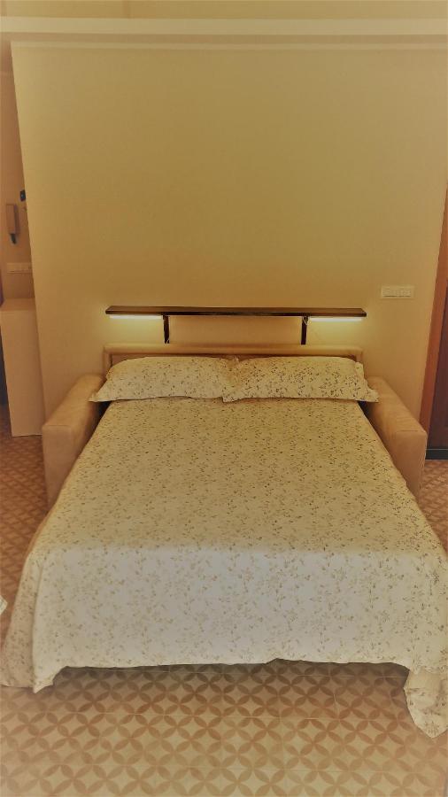 Il Geranio Apartment ฟีนาเลลีกูเร ภายนอก รูปภาพ