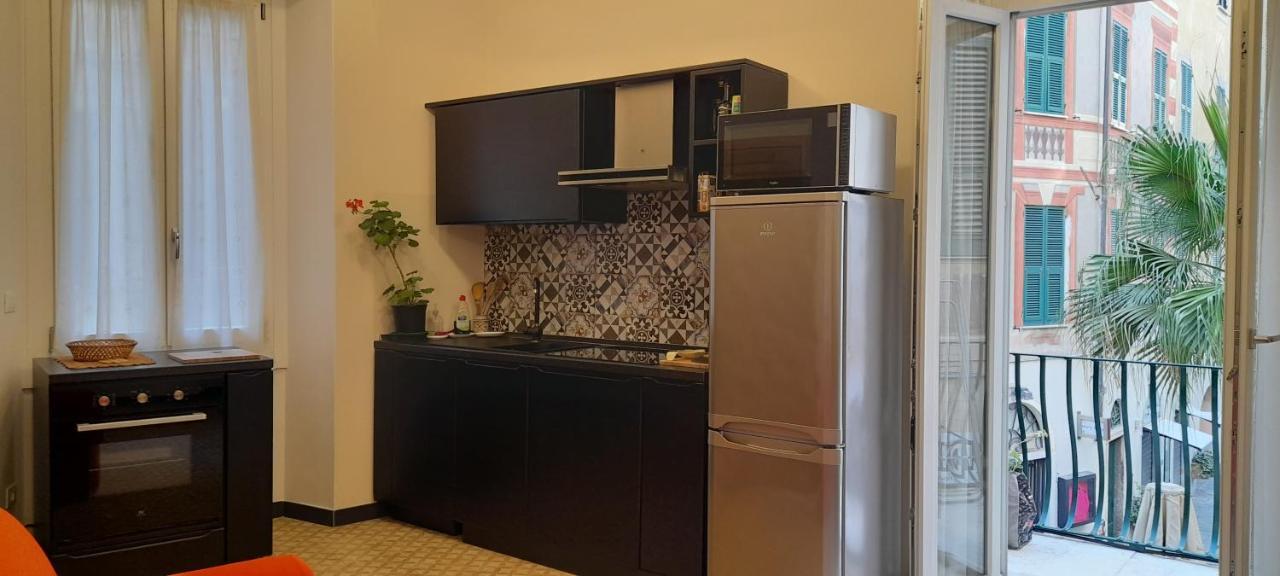 Il Geranio Apartment ฟีนาเลลีกูเร ภายนอก รูปภาพ